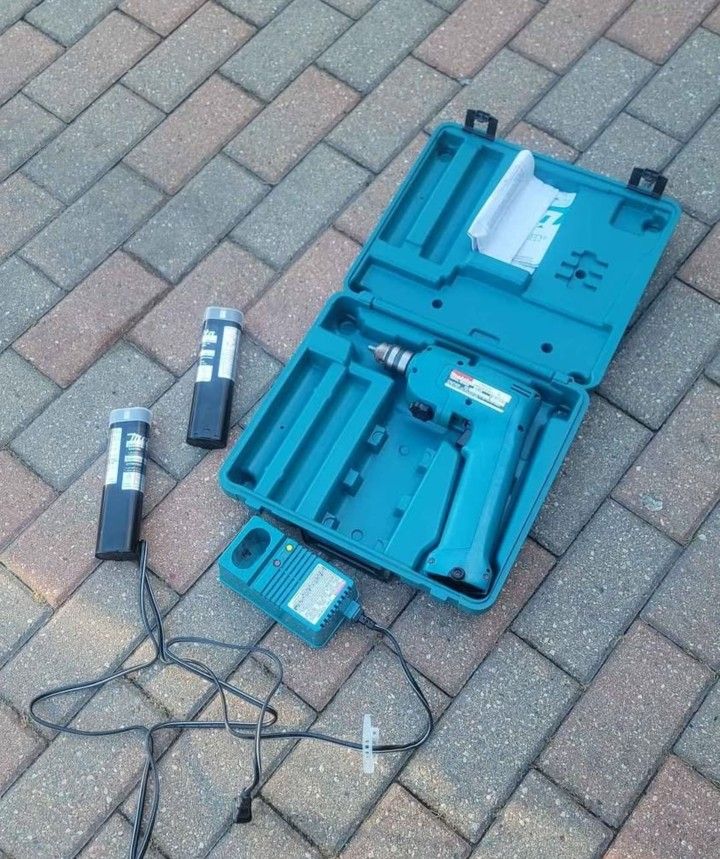 Makita Cordless Drill Model 6012 With 2 Batteries And Charger. Works Perfect