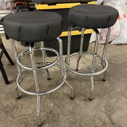 2 Metal Chrome Bar Stools With New Vinyl Wrap 30 Inch Height 