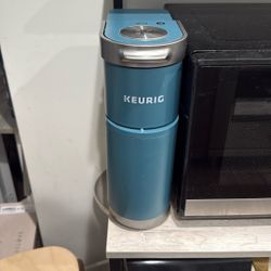 KEURIG Kcup Machine 