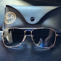 Ray-Ban RB3136 CARAVAN