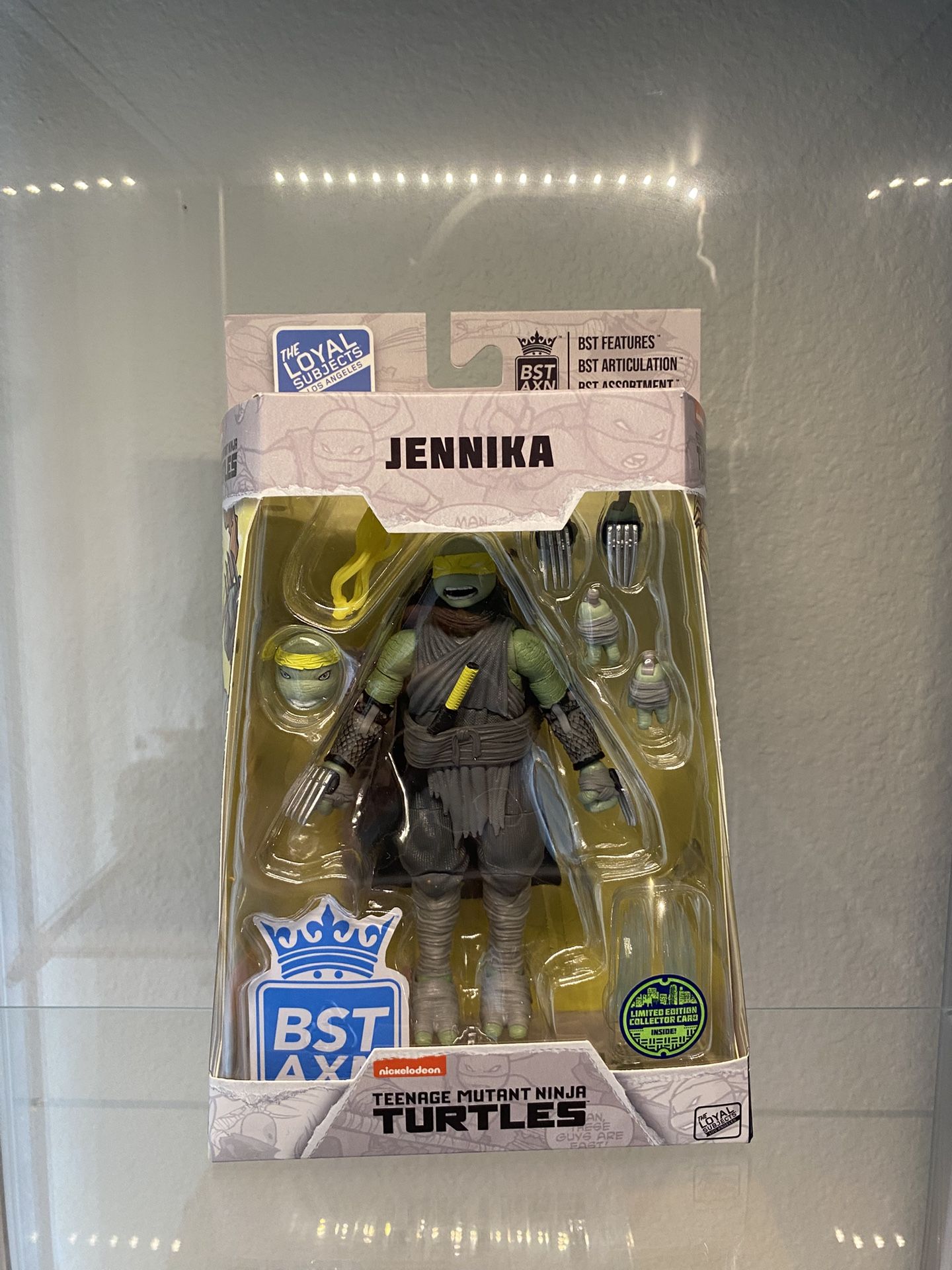 Teenage mutant ninja turtles-jennika action figure