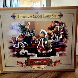 Christmas Moose Family set