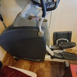 Diamond Back Elliptical 1260ef