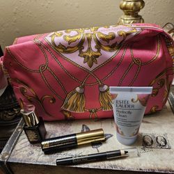 Estee Lauder Comentics