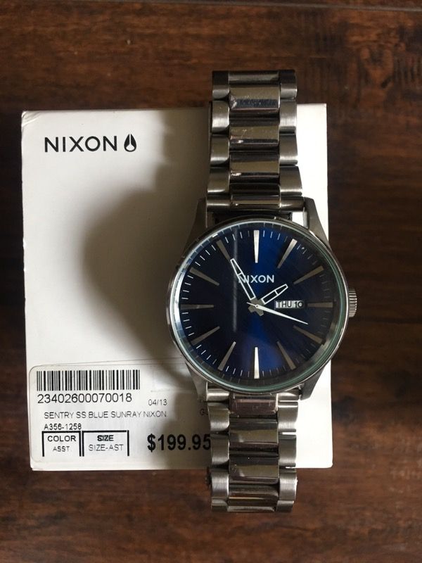 Nixon sentry ss 2025 blue sunray