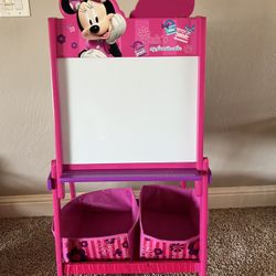 Mini Mouse Chalk Broad And White Board 