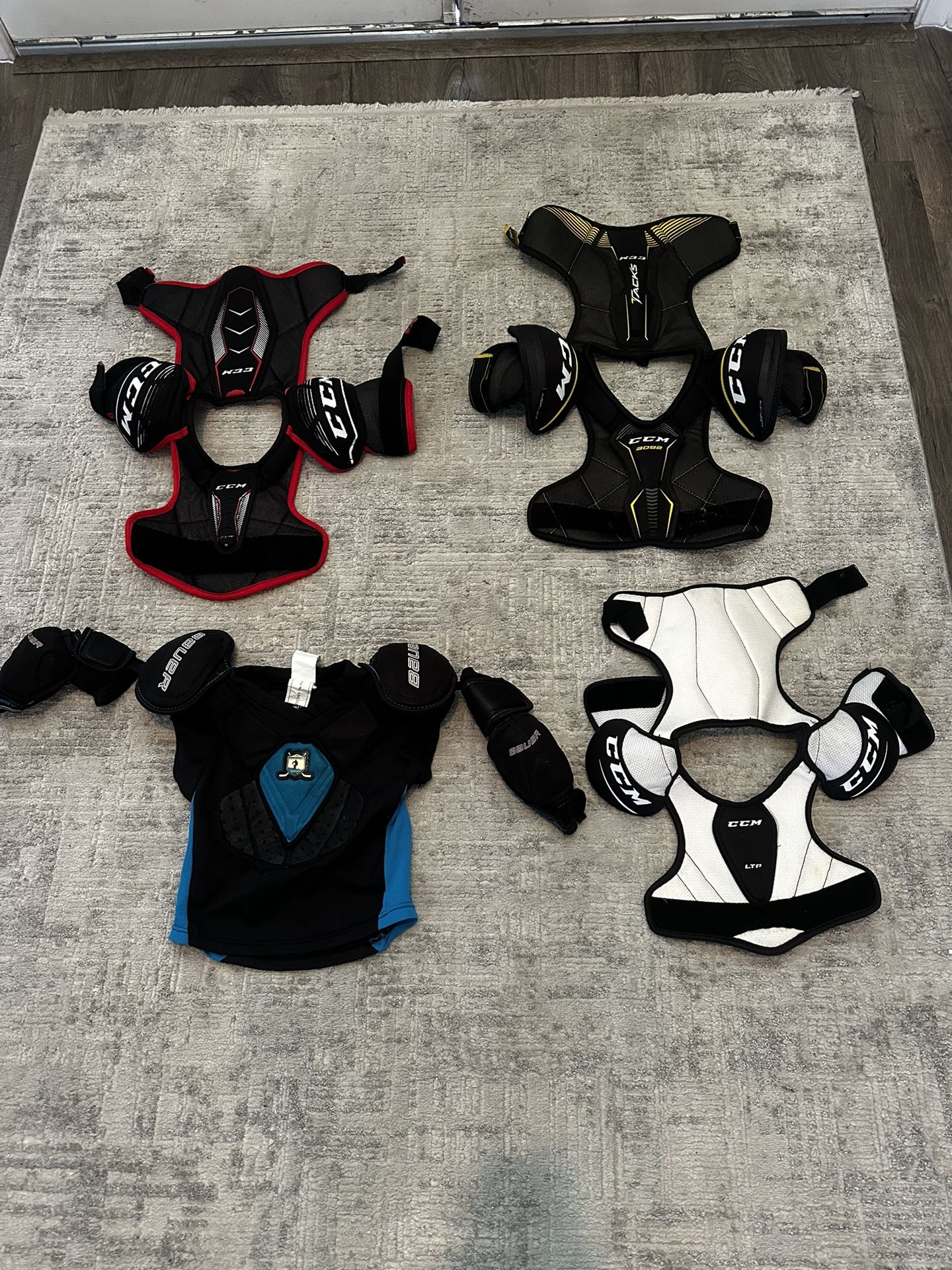 Hockey Gear - Chest Protector