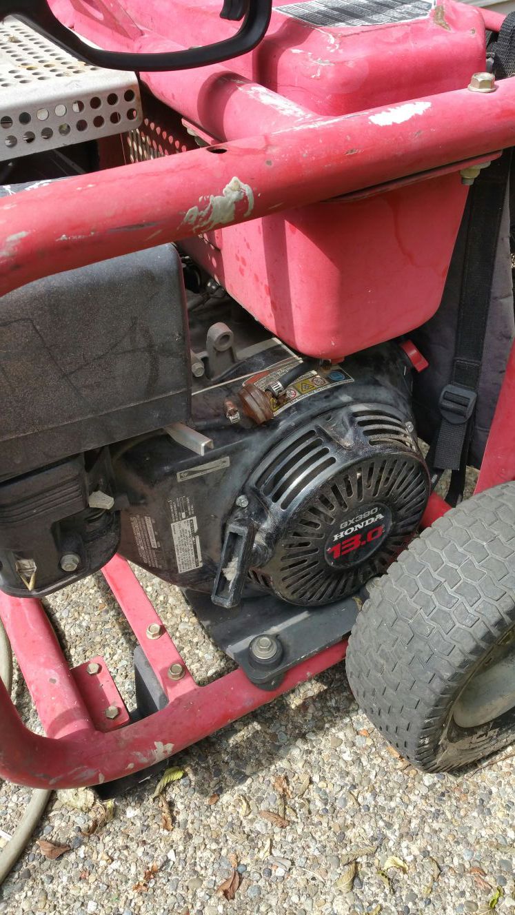 Milwaukee 3750 PSI 13HP Honda Pressure Washer 4555-22 for Sale in Maple  Valley, WA - OfferUp