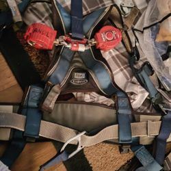 3M DBI-SALA ExoFit STRATA Construction Harness featuring a LIFTech load distribution system
