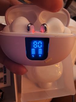 Active Noise Cancelling Earbuds (New never used)