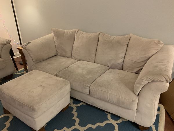 Tan Microfiber Couch Ottoman And Loveseat For In Oceanside Ca Offerup