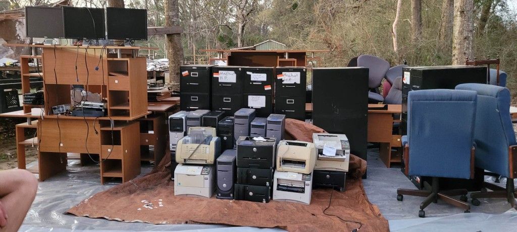 Office Chairs,large Filling Cabients,desktops,office Desk And MORE!!! MUST GO ASAP! WE CAN Negotiate