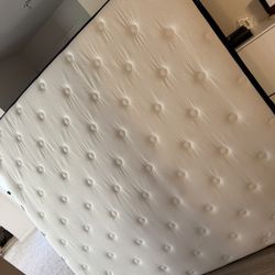 FREE BRAND NEW KING MATTRESS!!!