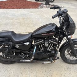 2005 Sportster 883 Low