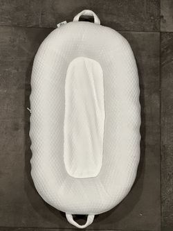 Moses Pod Infant Lounger Pillow