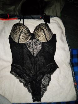 Fredrick's Of Hollywood Lingerie