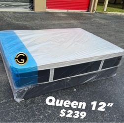 Queen Plush Pillow Top Mattress Set | Same Day Delivery