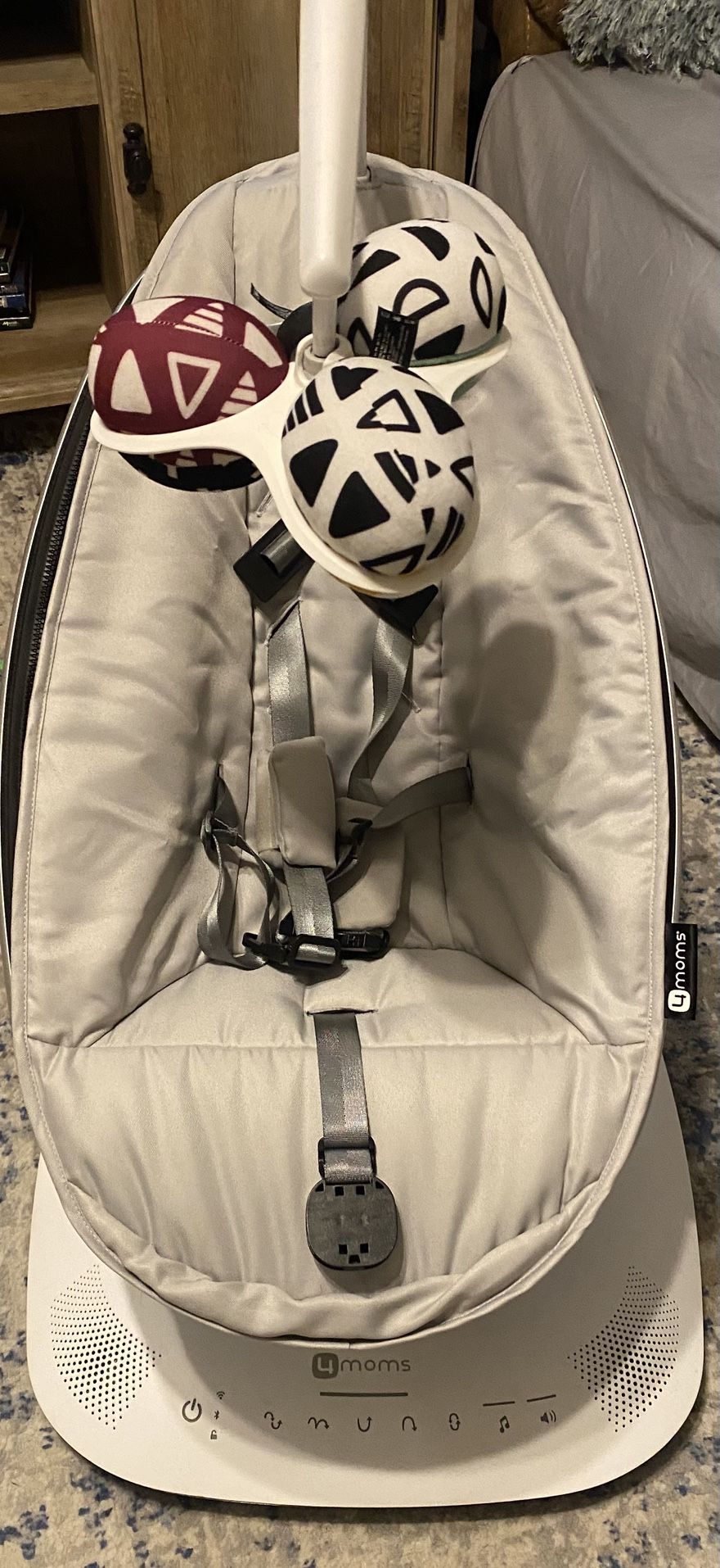 4moms Mamaroo Multi Motion Baby Swing