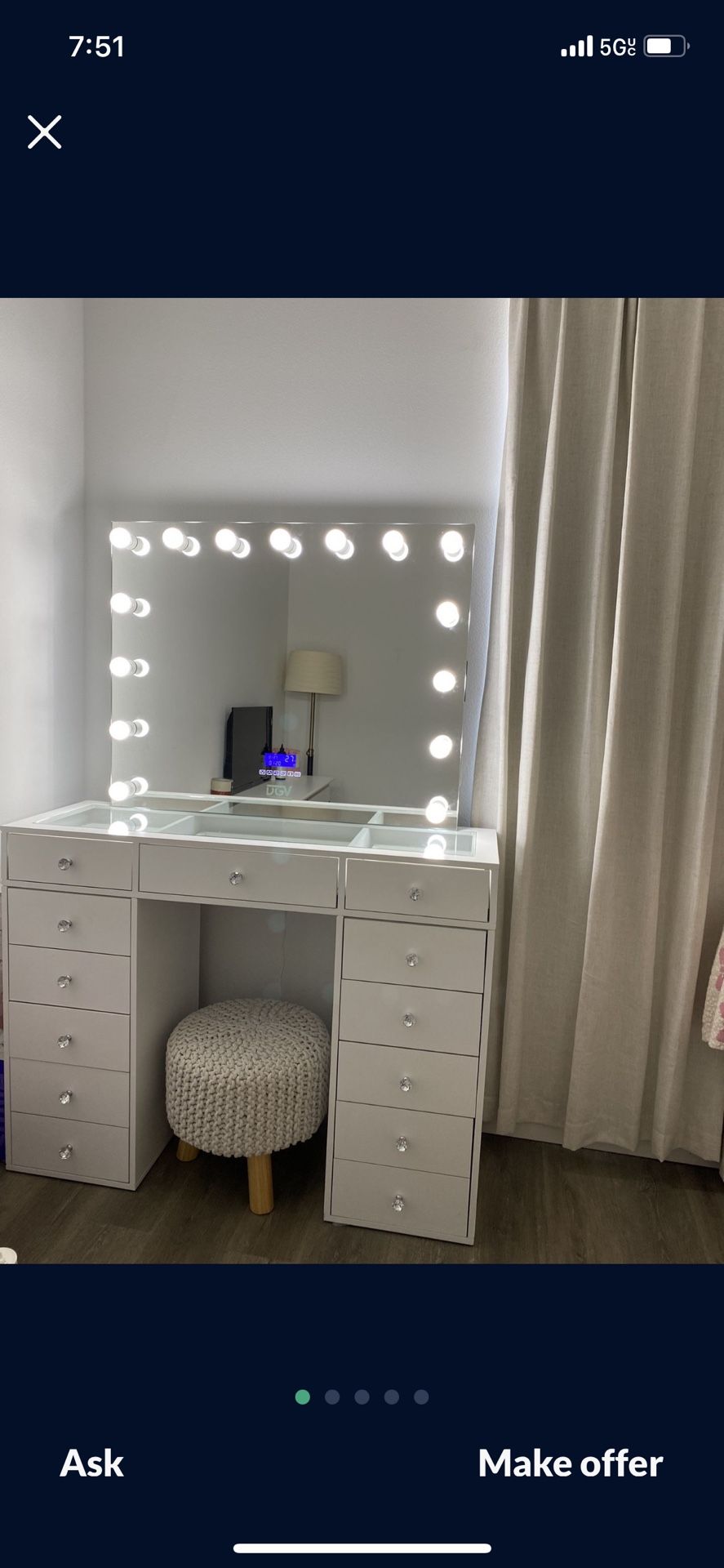 Bluetooth Makeup Vanity’s