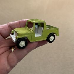 TOY LIME GREEN PICK-UP TRUCK from 1969 by TOOTSIETOY 