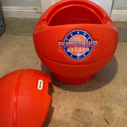 LITTLE TIKES BASKETBALL TOY CHEST GREAT CONDITION STORAGE COOLER