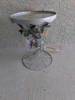 Accent table