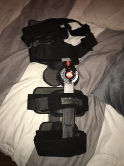 ACL leg brace