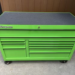 Snap-On 55" 10-Drawer Double-Bank Classic Series Roll Cab (Extreme Green w/Black Trim