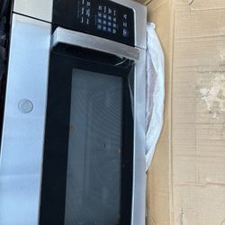 Microwave Oven
