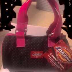 Dickies small purse $1O