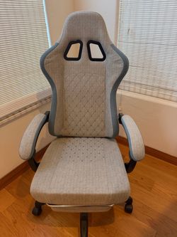 GT Player Gaming /Office chair with footrest