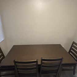 Dinning Table 