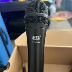 New MXL Live Series Microphone For DJ