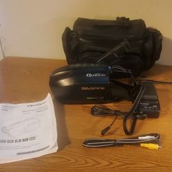 Quasar VM-L450 VHS-C Camcorder Video Camera. Working perfectly. Watch video.