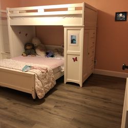 Bunk Bed With Full Bed Bottom And Twin On Top