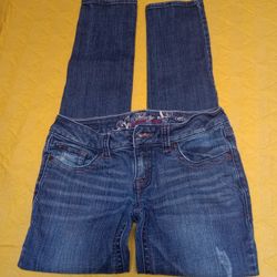 #10 •  Women's Everyday Skinny Jeans Size 2R • by  Flirty Refuge 