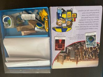 New York City Kids Playset with Book and  Kid’s dictionary