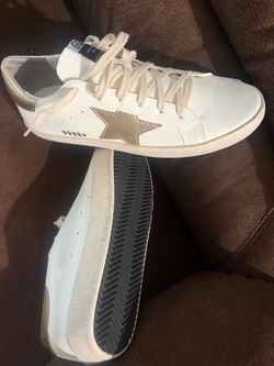 Golden Goose Low-Top Sneakers