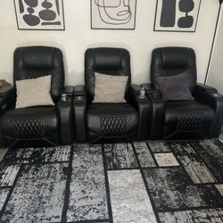 Movie Theater Seats ( Willing To Deliver )