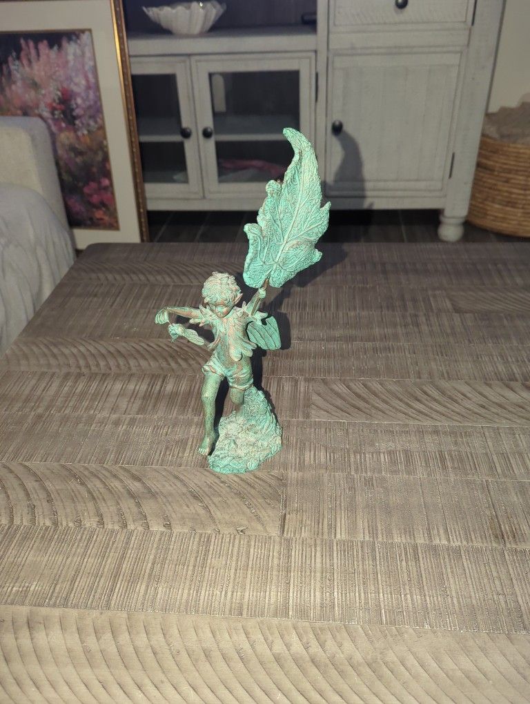 LittLe girl Resin Green & Brown Statue