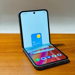 Samsung Galaxy Z-FLIP 6 256GB UNLOCKED Fully Functional