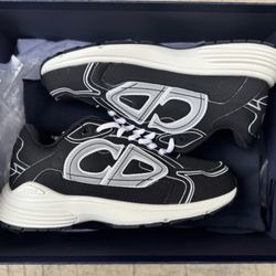(ONLY SHIPPING) Dior b30s 