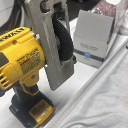 Dewalt  Cut Off Tool 3”