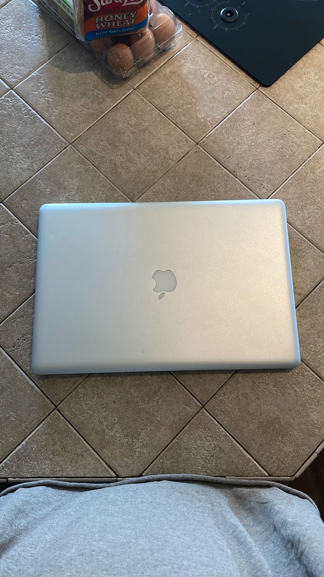 MacBook Pro 17”