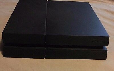 PS4 - 500gb Two controllers plus a few games