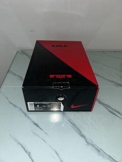 Nike LeBron XI Premium “What The” Size 9