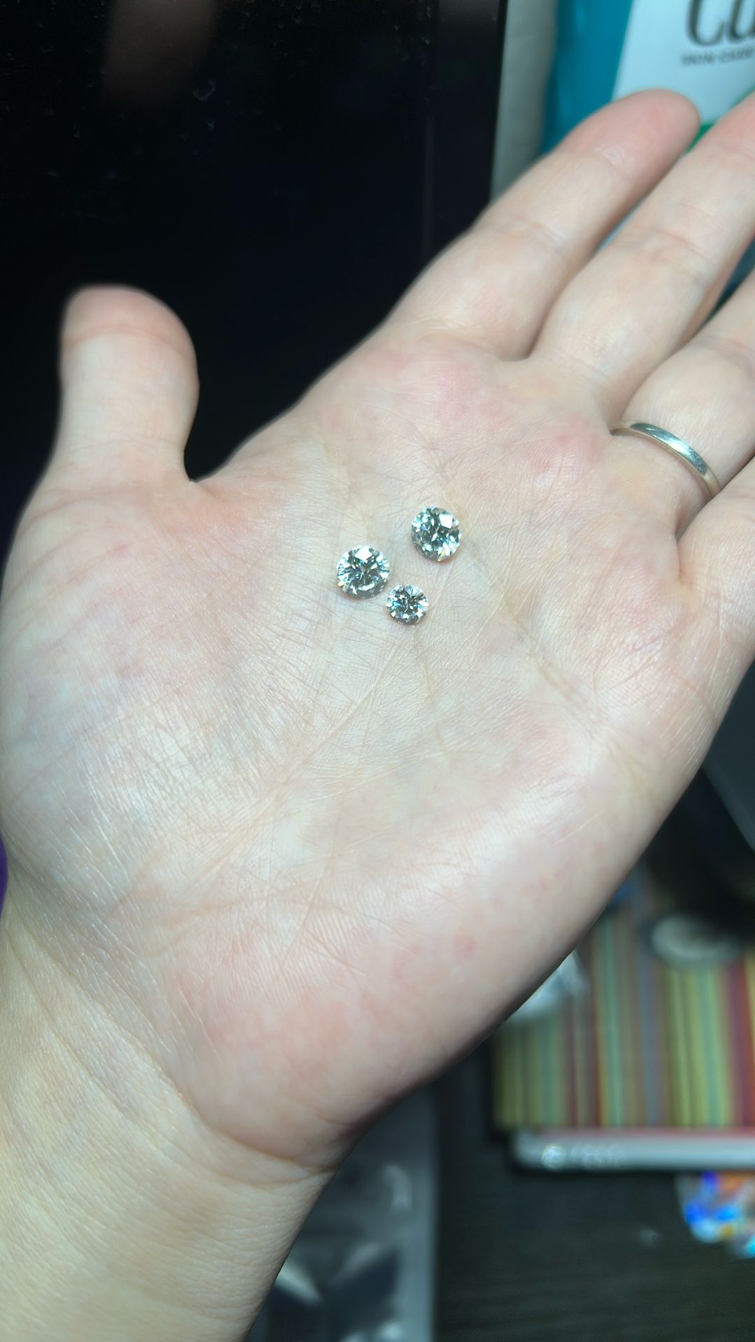 Loose Diamonds 