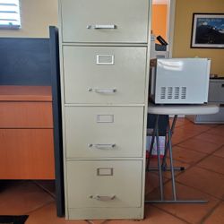 Steelmaster 4 Drawer File Cabinet 