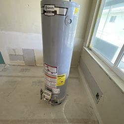 Ao Smith Proline Commercial Grade  Water Heater 380$ 
