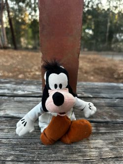 Chef stuffed Goofy